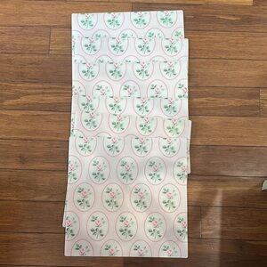 Set of 6 Floral Patterned placemats